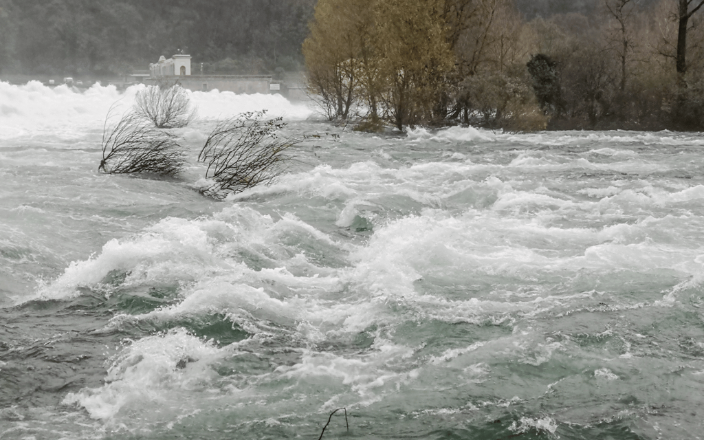 Buying a home with a flood risk