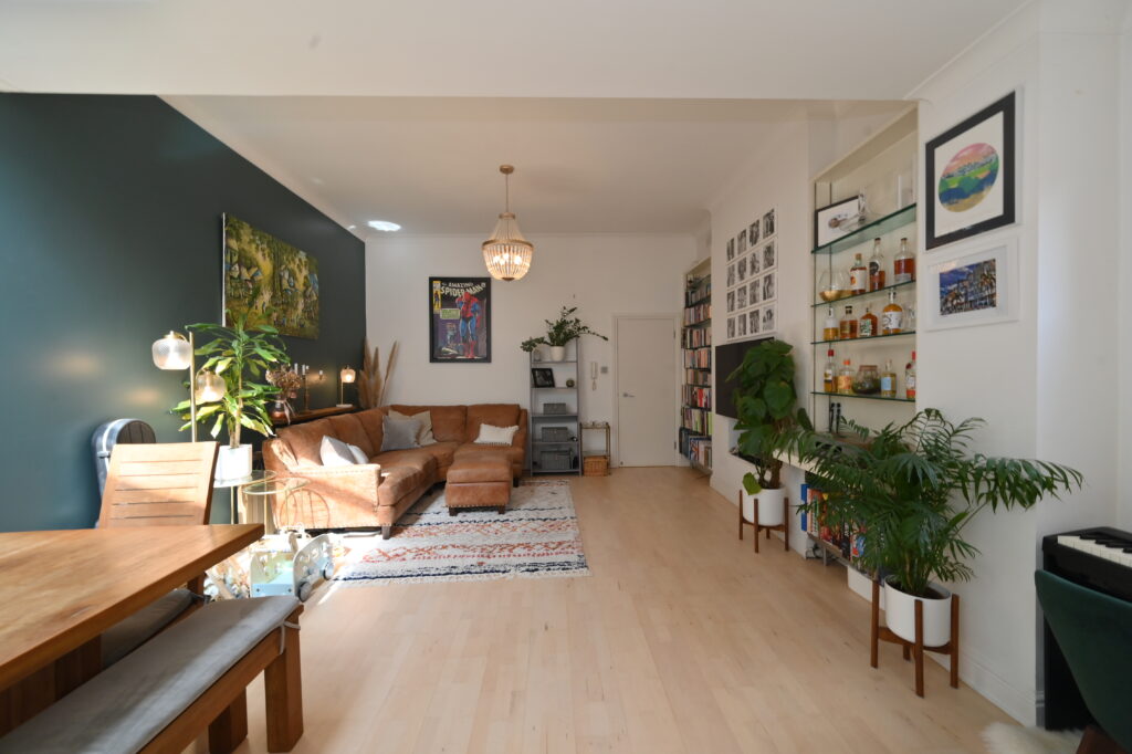 Minster Road, London, NW2