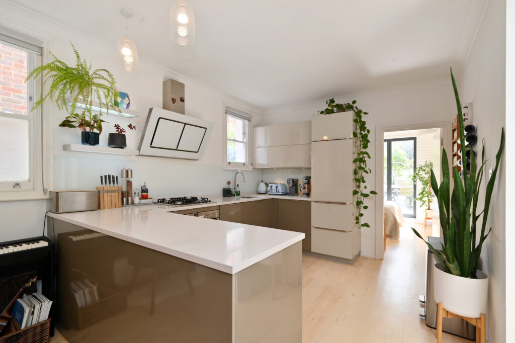 Minster Road, London, NW2