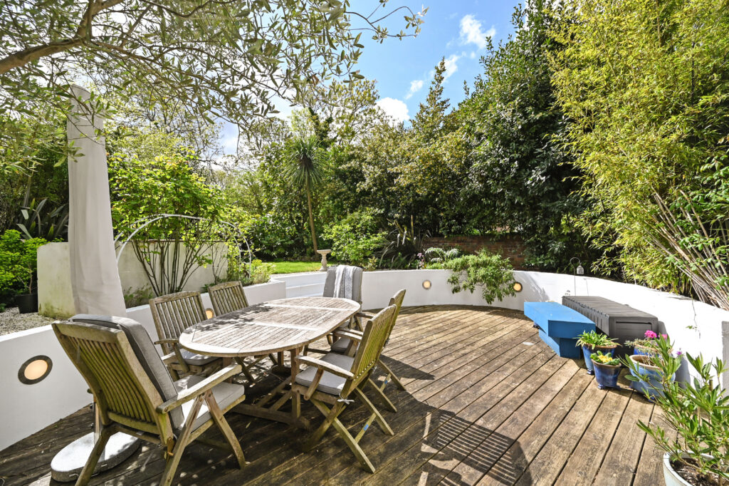 Minster Road, London, NW2