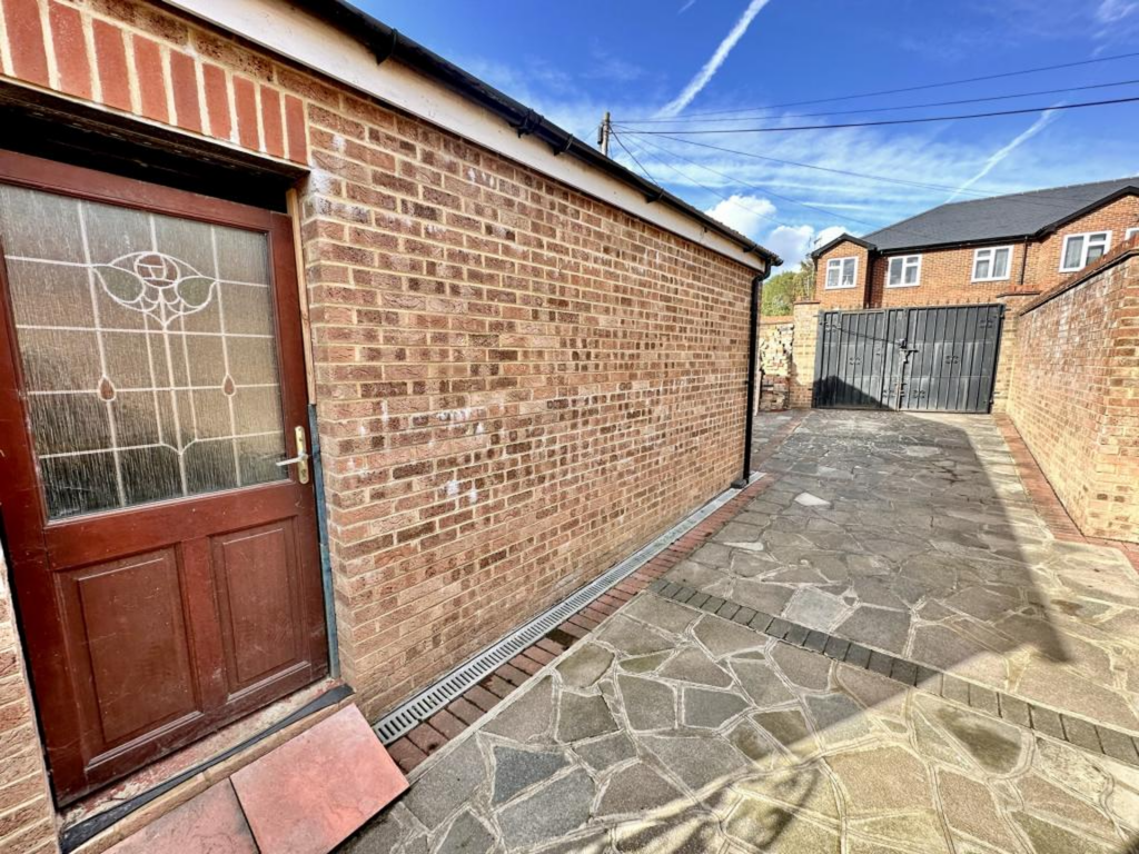 Weighton Road, Harrow, HA3