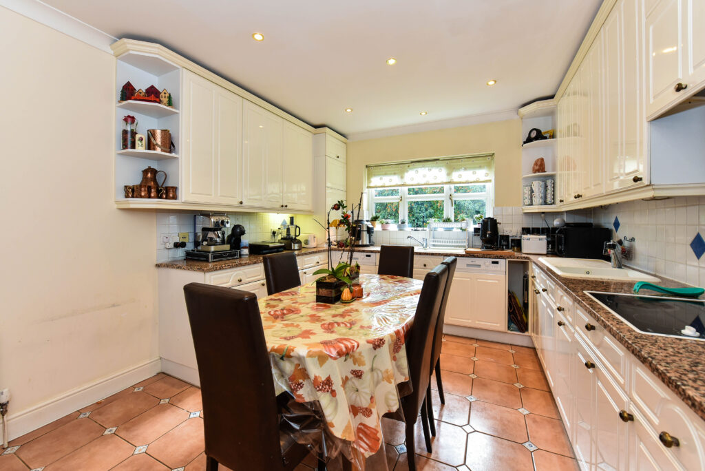 Hanbury Close, London, NW4
