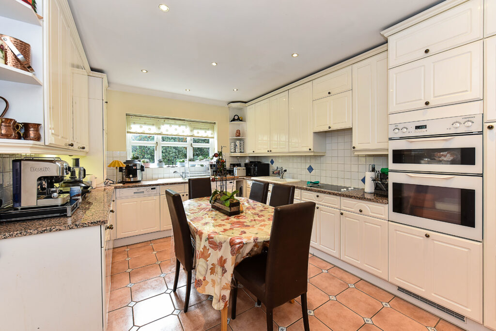 Hanbury Close, London, NW4