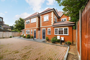 Maxwelton Close, London, NW7