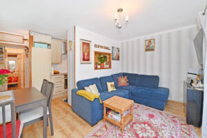 Elsinore Gardens, London, NW2