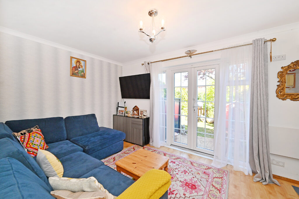 Elsinore Gardens, London, NW2