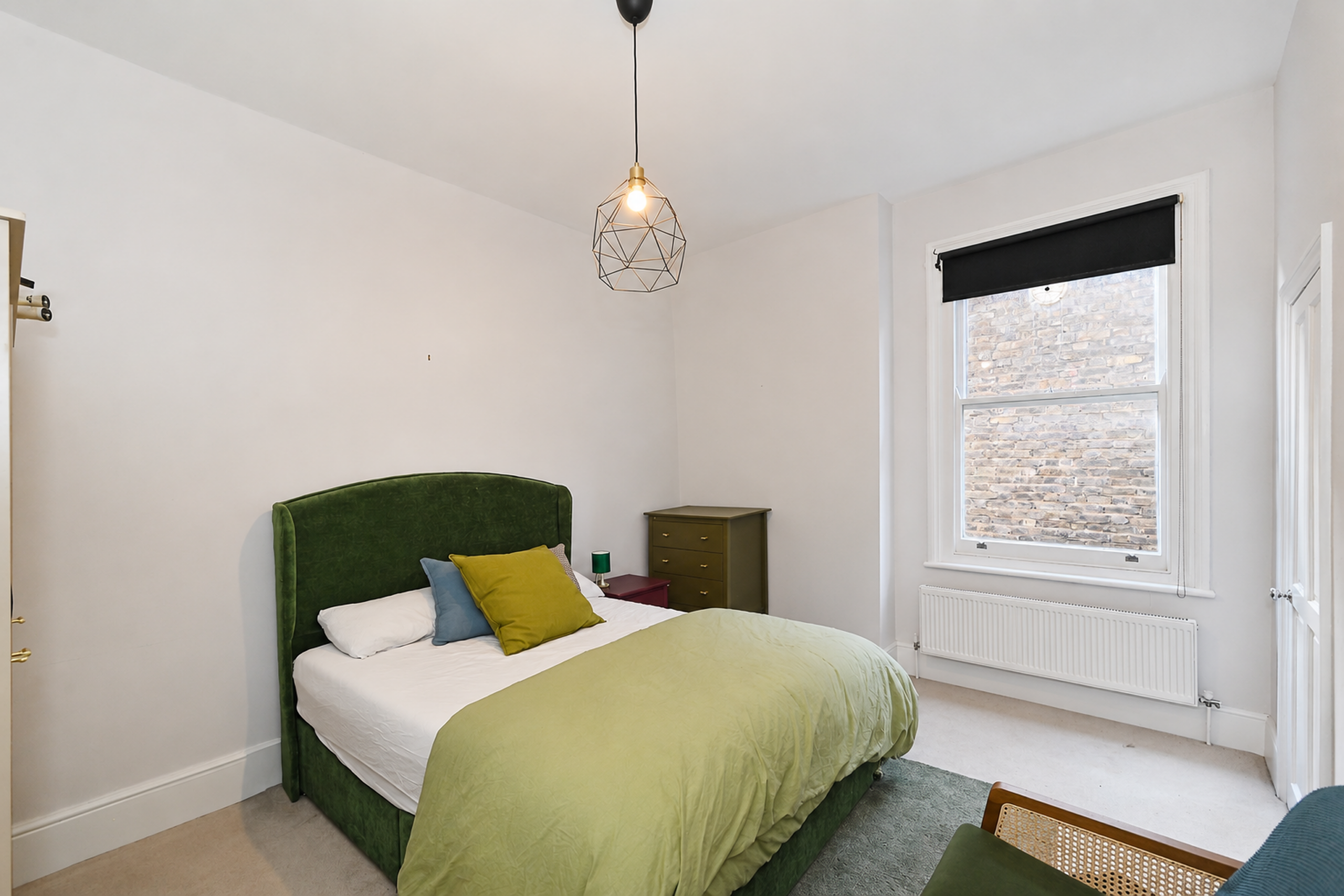 2687082__1791020918-180939-ScandinavianGreenBedroomRetreat-2x-scaled.png